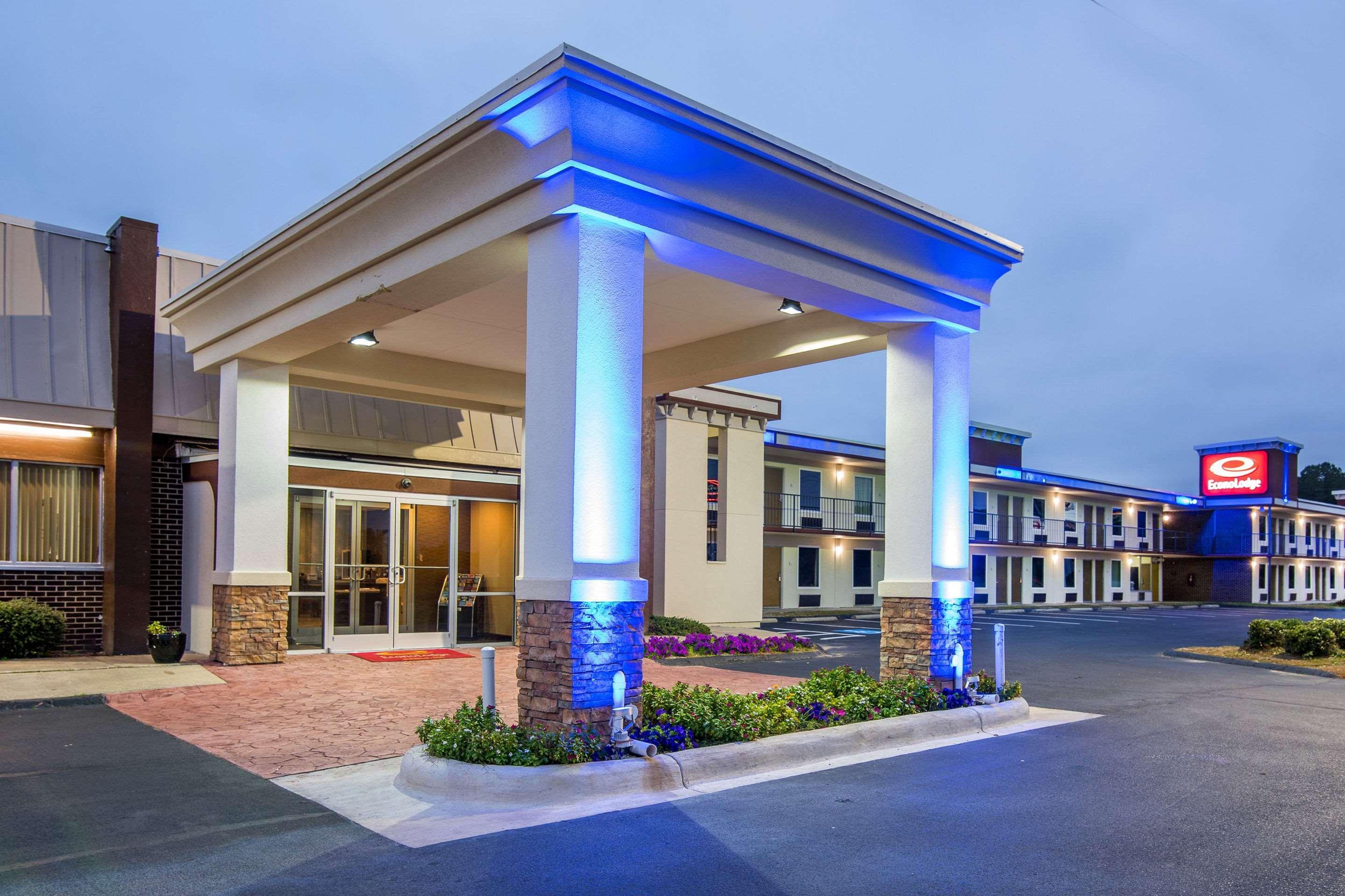 Econo Lodge Selma Exteriör bild