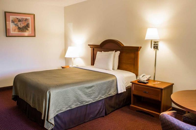 Econo Lodge Selma Exteriör bild