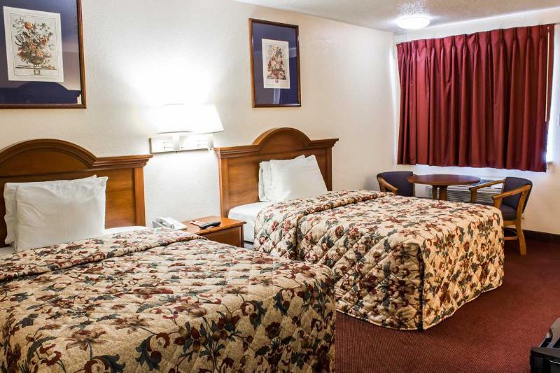 Econo Lodge Selma Exteriör bild